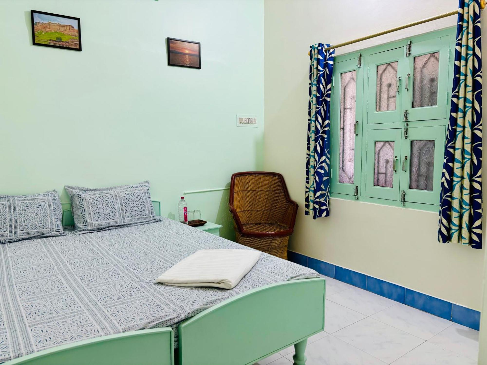 Hotel Tulsi Palace Пушкар Екстериор снимка